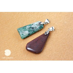画像: 変成岩とチャートのペンダント