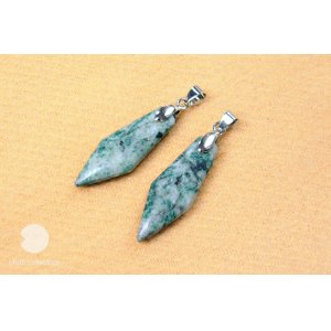 画像: 変成岩のペンダント
