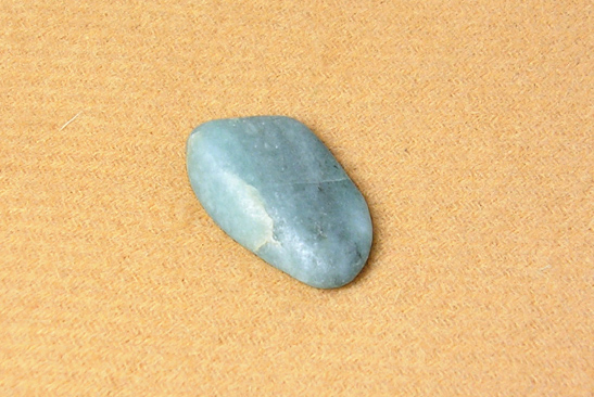 画像1: 翡翠の漂石（標石）